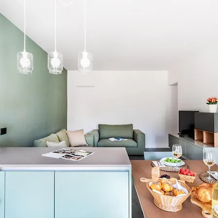 Gemhouse Smeraldo Garda