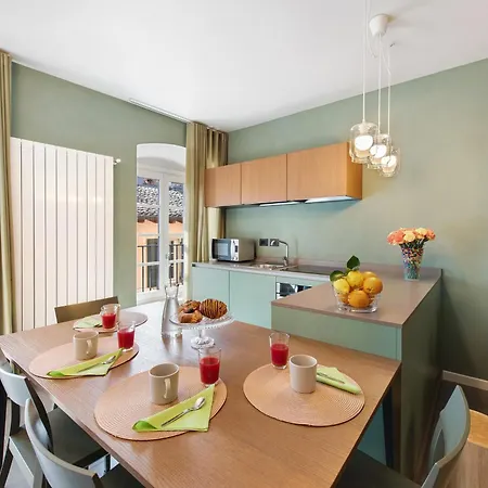 Gemhouse Smeraldo Garda דירה *