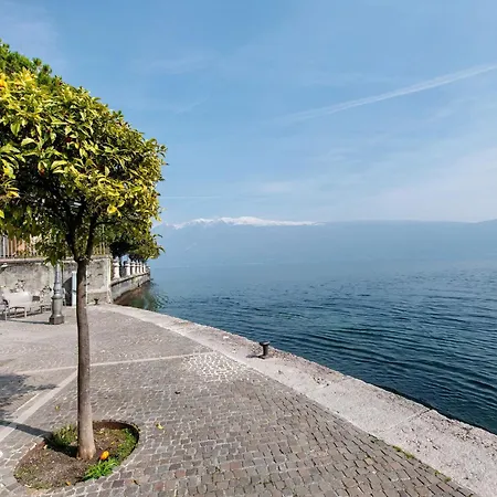 Gemhouse Smeraldo Garda